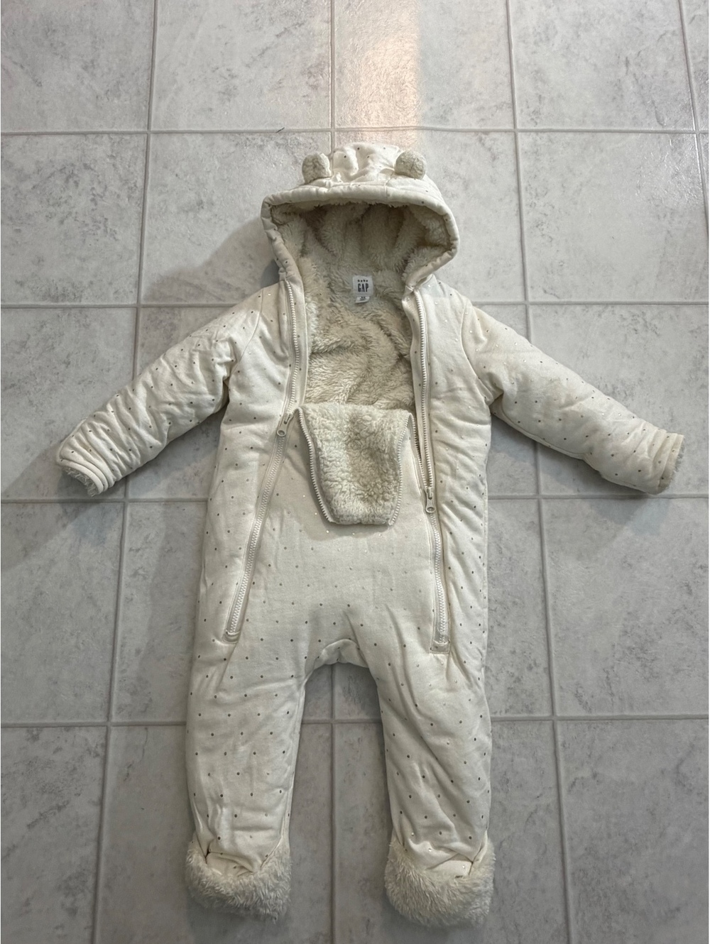 Baby Gap cream hooded bunting snowsuit